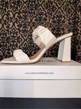 Dream Pairs White Ruched Block Heel Mule